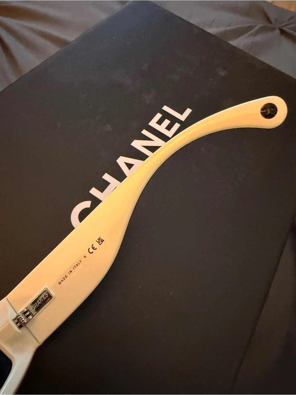NWOT Authentic CHANEL 6057 Black White CC Shield Sunglasses